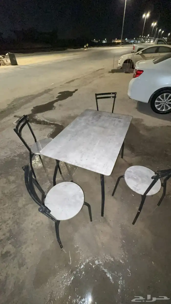 جلسه تراثيه و طاولة طعام 1