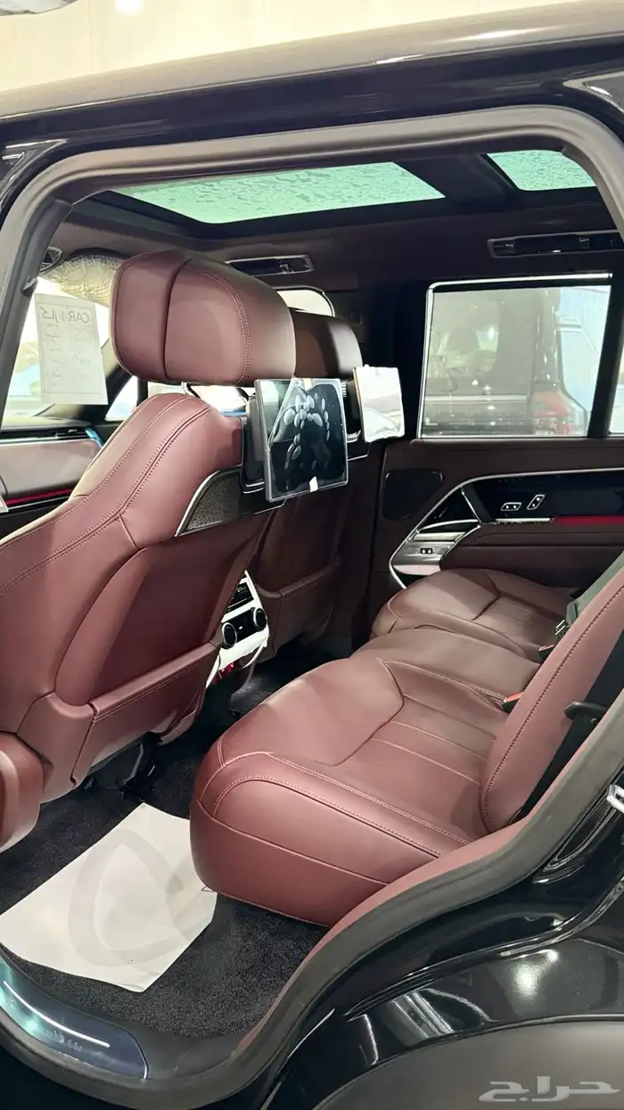 رنج روفر اوتوبيوغرافي 2025 13