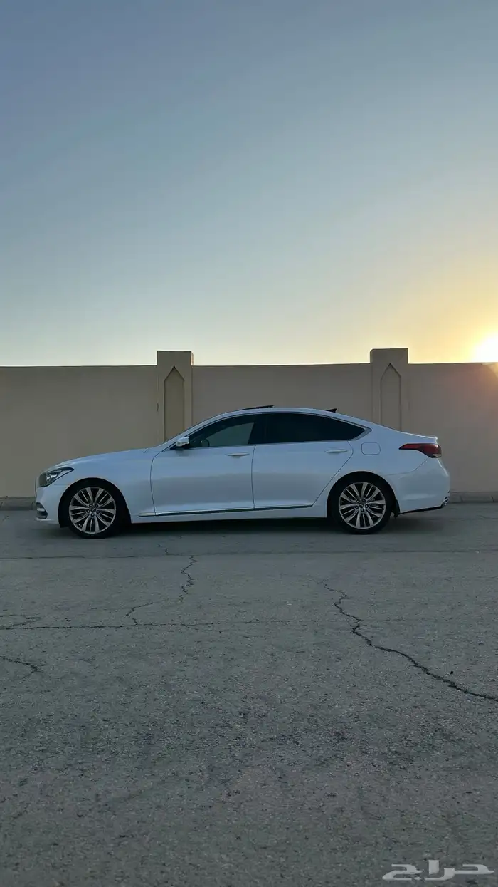 جنسيس G80 2017 مخزن 6