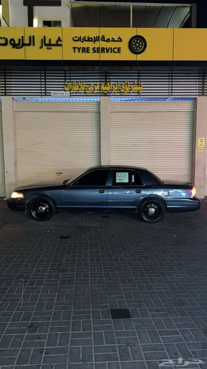 فورد فكتوريا 2010 مدني نظيف. 5