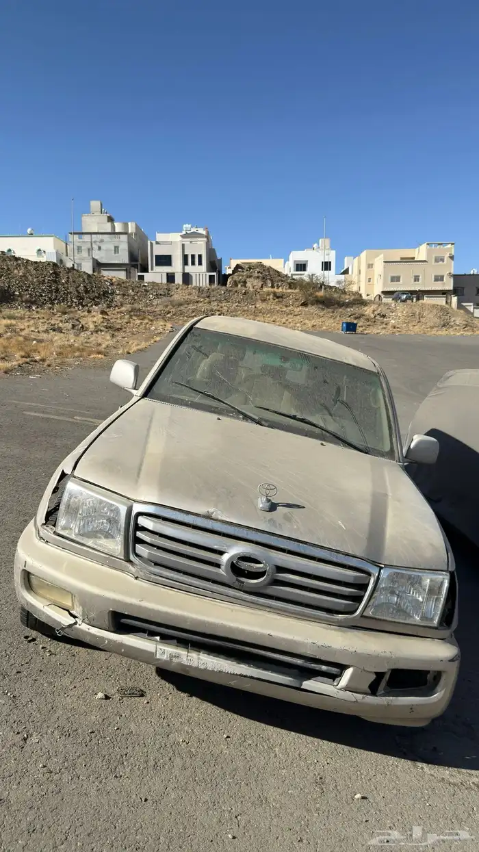 صالون 99 فضي للبيع تشليح 3