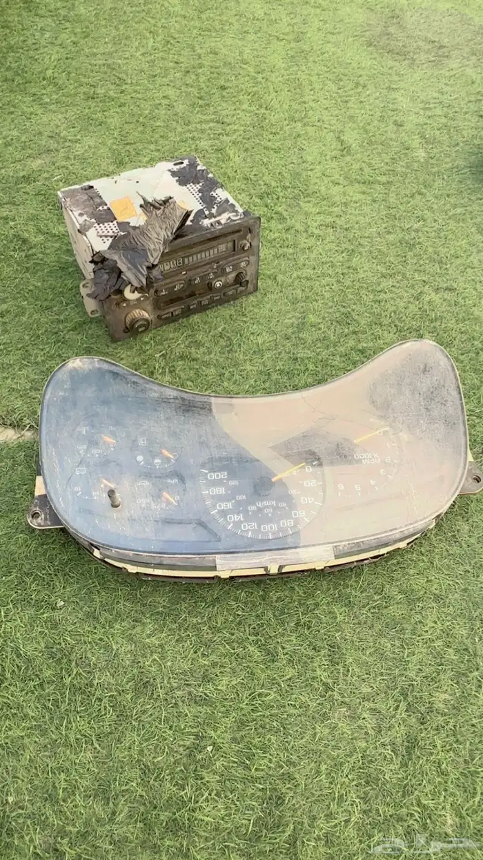 بيت شعر عامودين وكراسي حديد ومراتب كامري ومسجل وعداد جي ام س 5