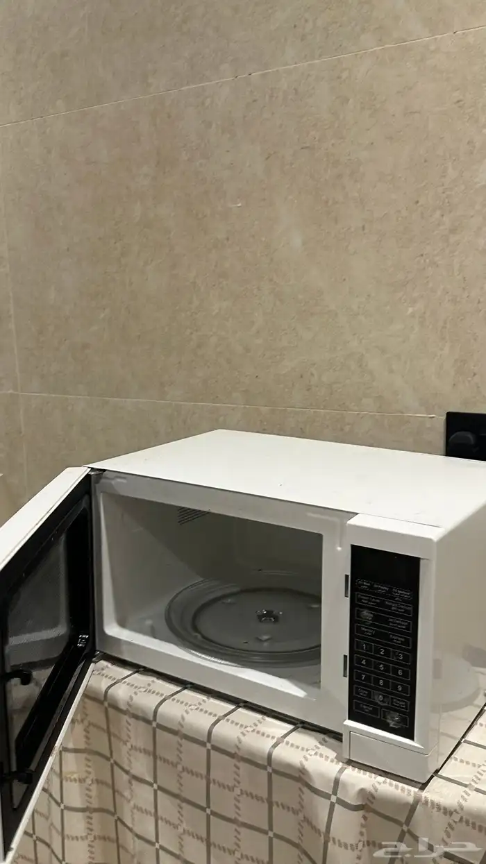 فرن ومكرويف للبيع 1