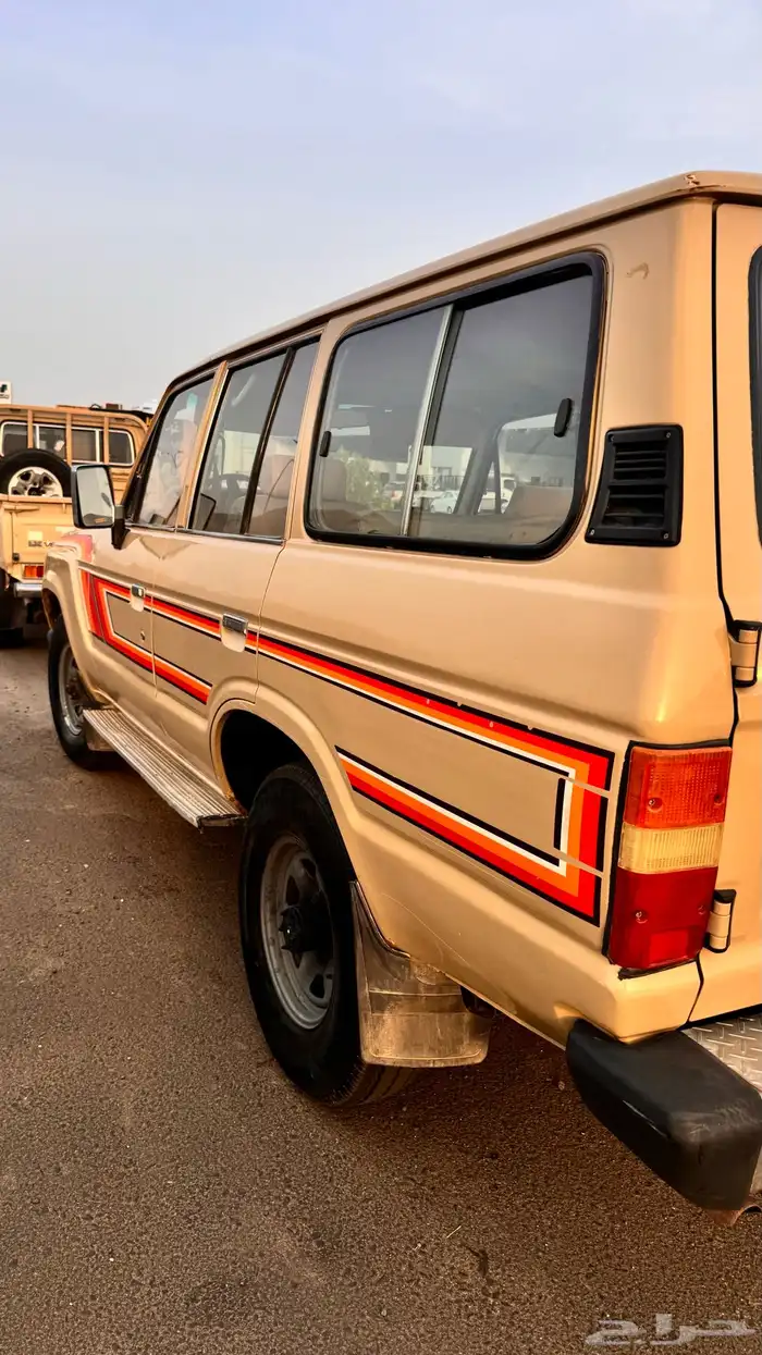 جيب صالون 1982 3