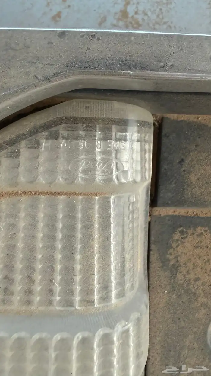 للبيع دبة فورد و عاكس الشنطة 3