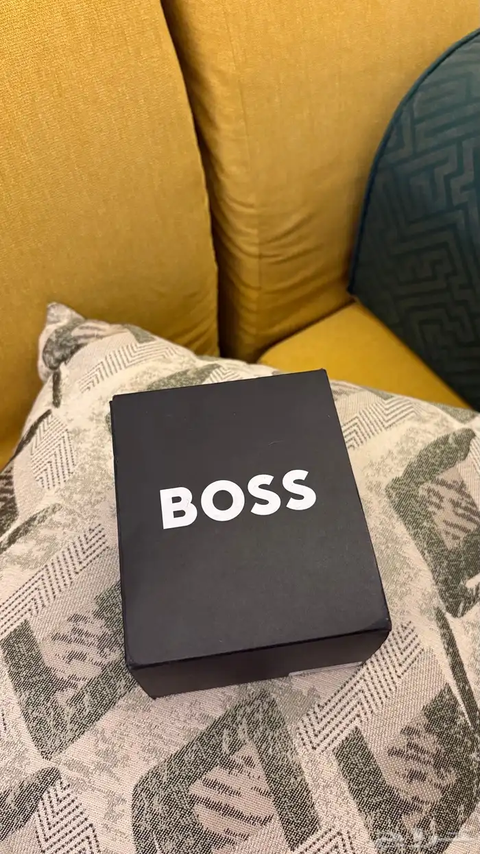 ساعات هوغو بوس 0