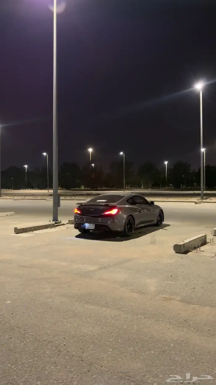 جينسس كوبيه 2013 فتحة سقف 8