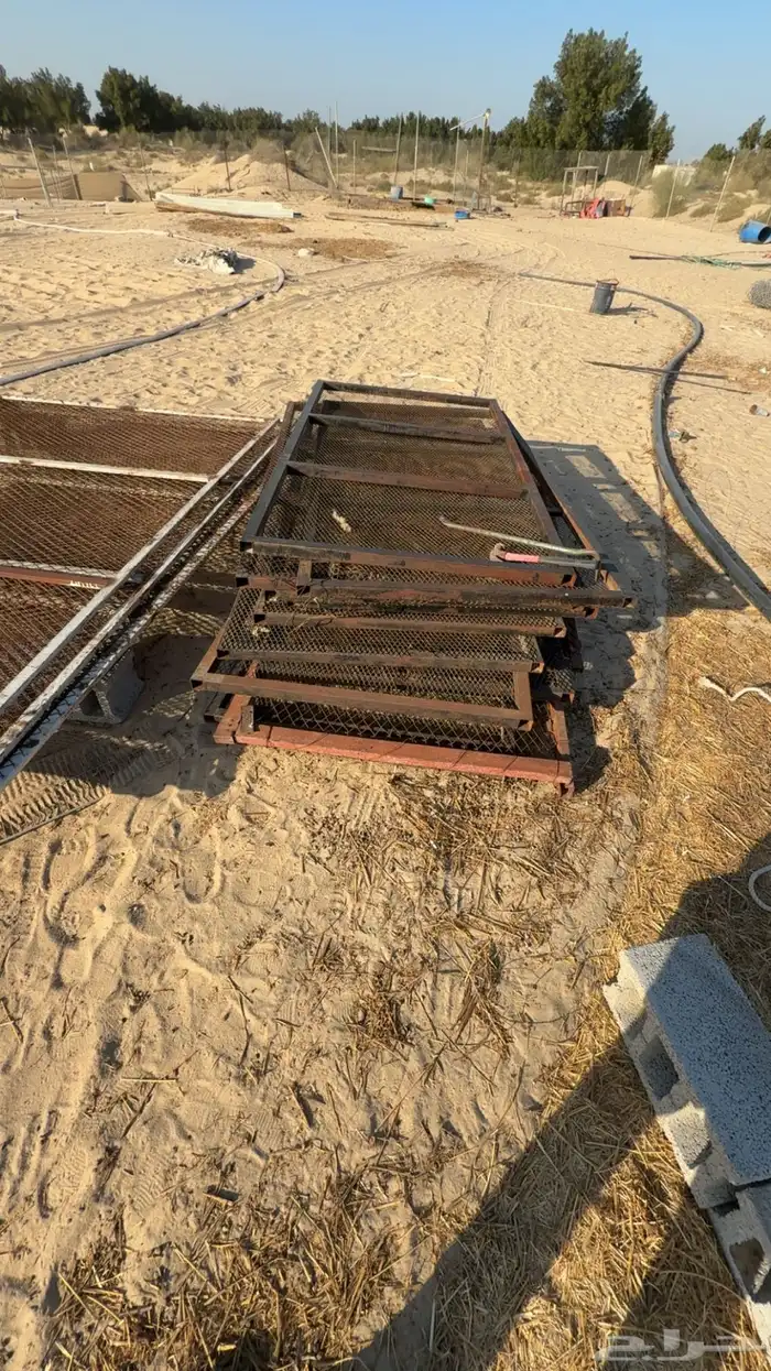 شبوك ومواصير وخشب للبيع 18