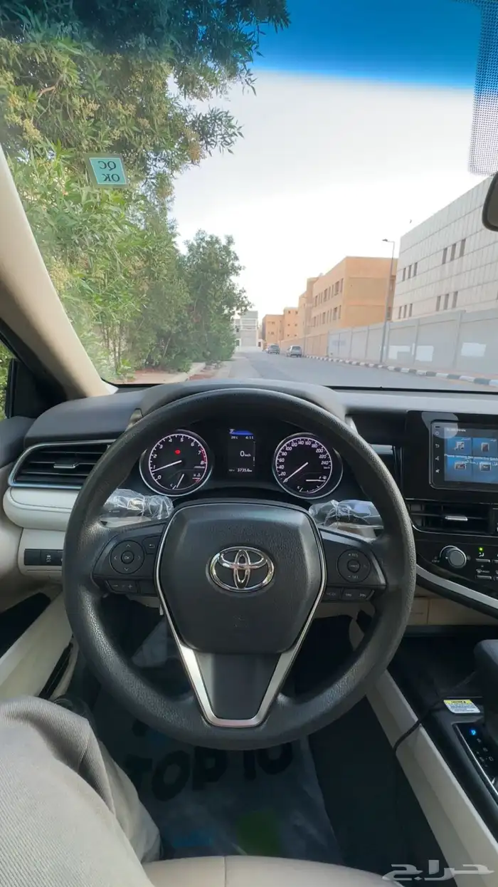 كامري ستاندر مطور 2023 نظيفة جدا 6