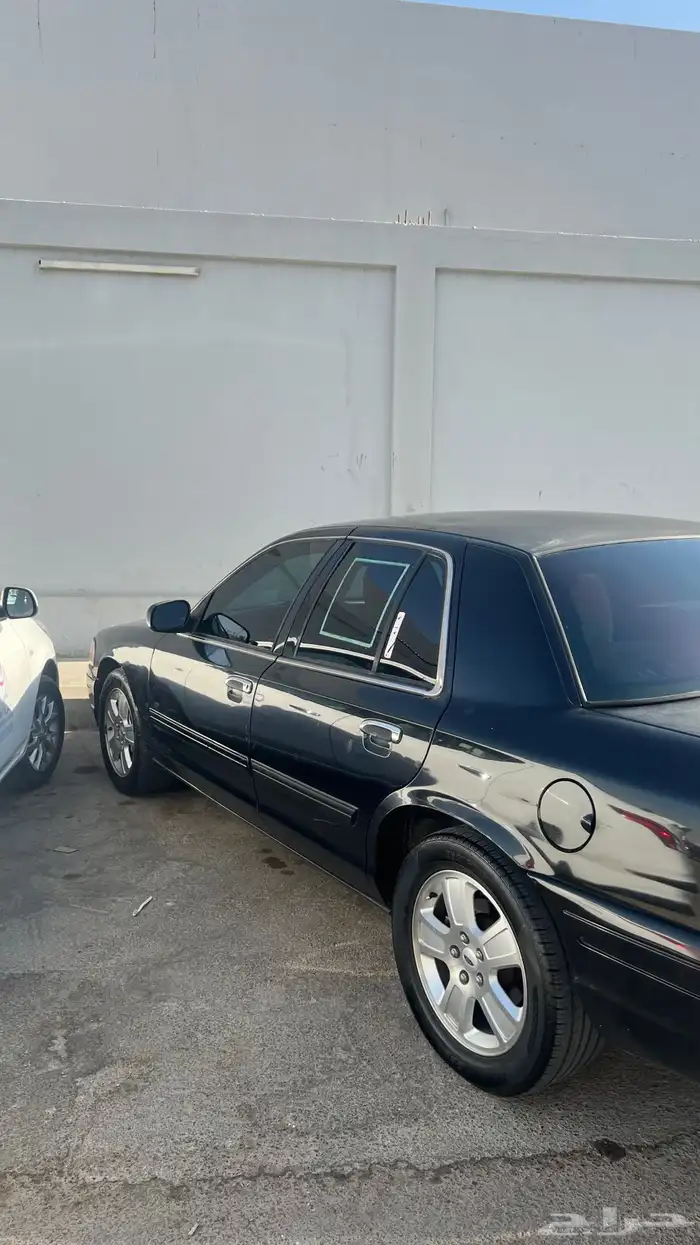 فورد كراون فكتوريا 4