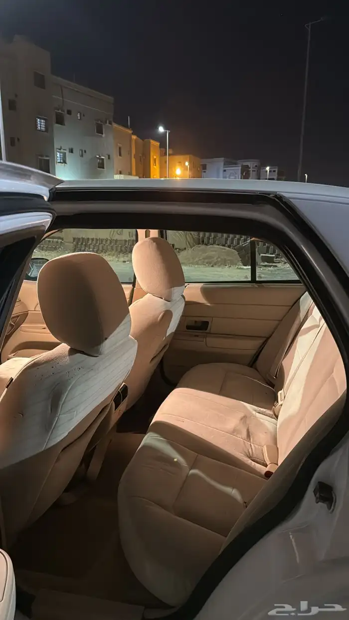 فورد بوليسي 2012 للبيع 17