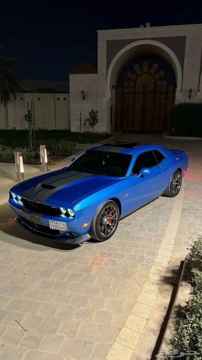 تشالنجر لون B5 صيانات الوكيل SRT 8