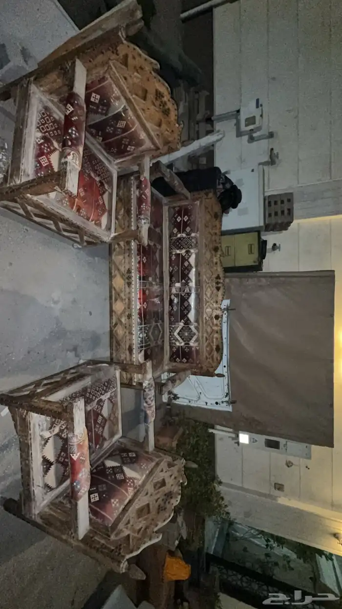 جلسه تراثيه و طاولة طعام 5