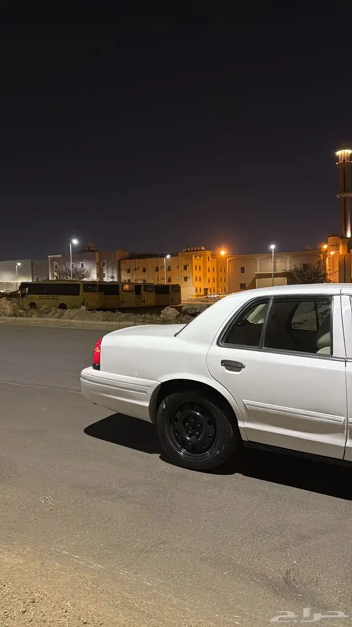 فورد بوليسي 2012 للبيع 12