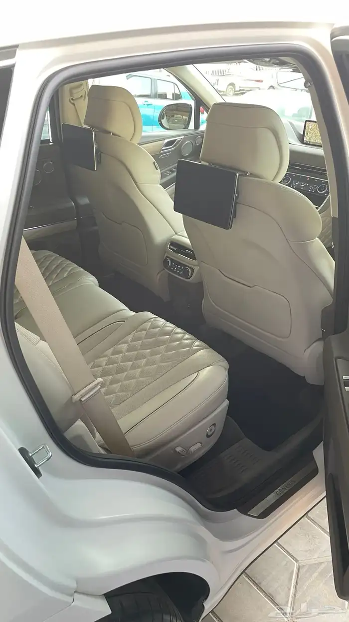 جنسس GV80 موديل2023 6