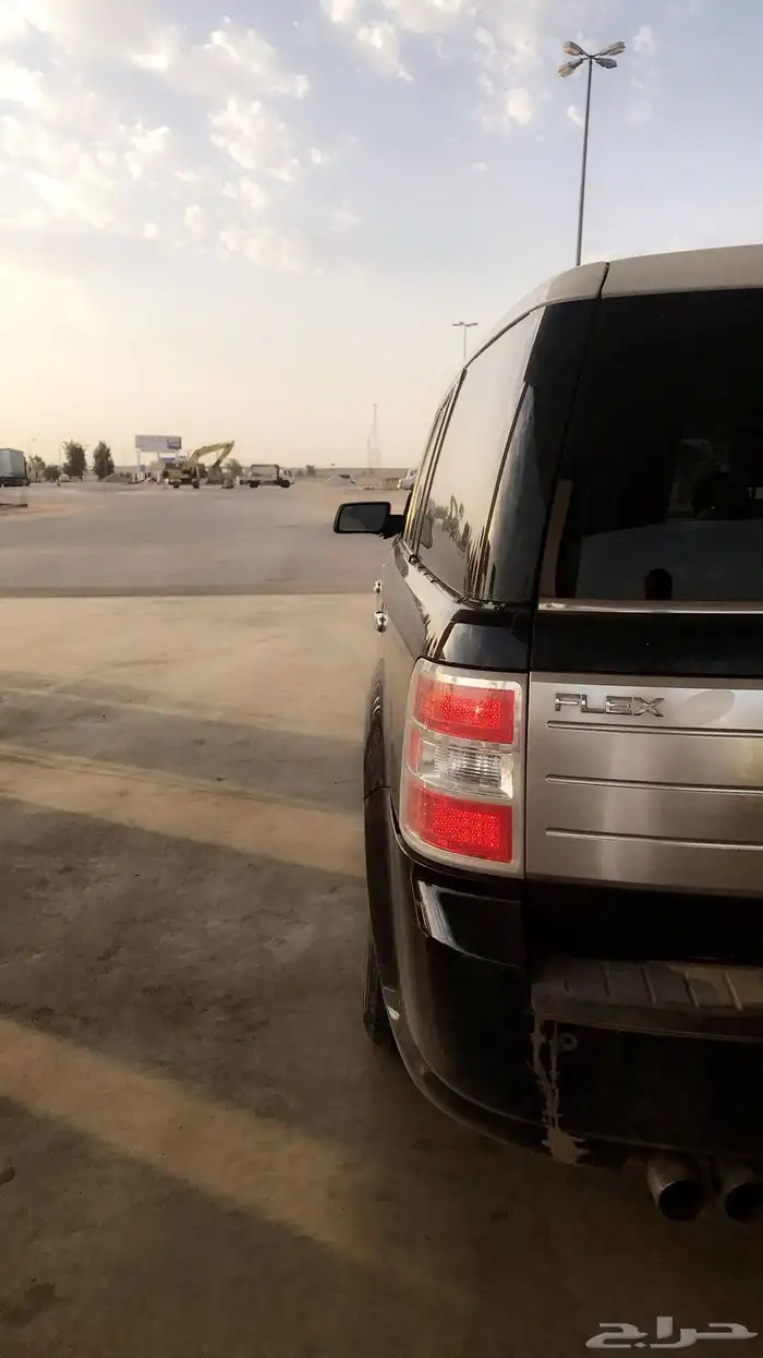 فورد فلكس 2009 اللون ازرق غامق 40