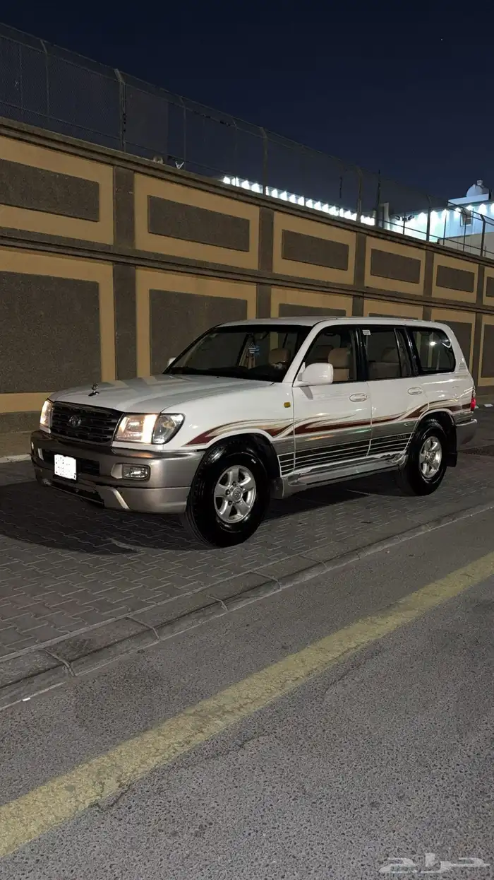 لاند كروزر 2004 قير عادي اساس 10