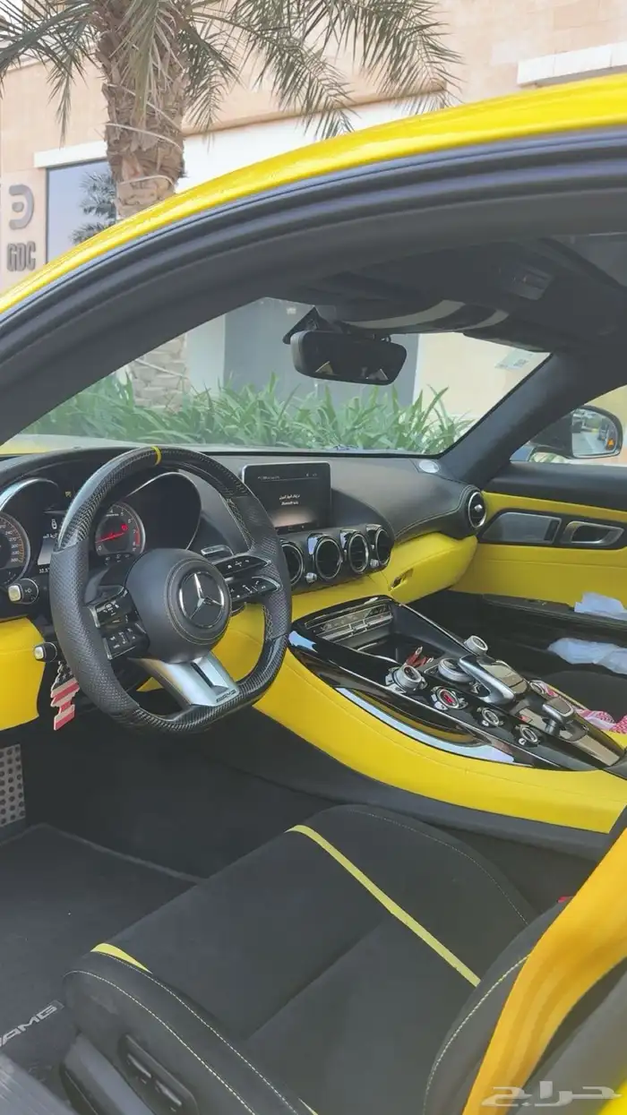 مرسيدس جي تي فريد من نوعه لونين اسود واصفر وكاله ماشي43 2