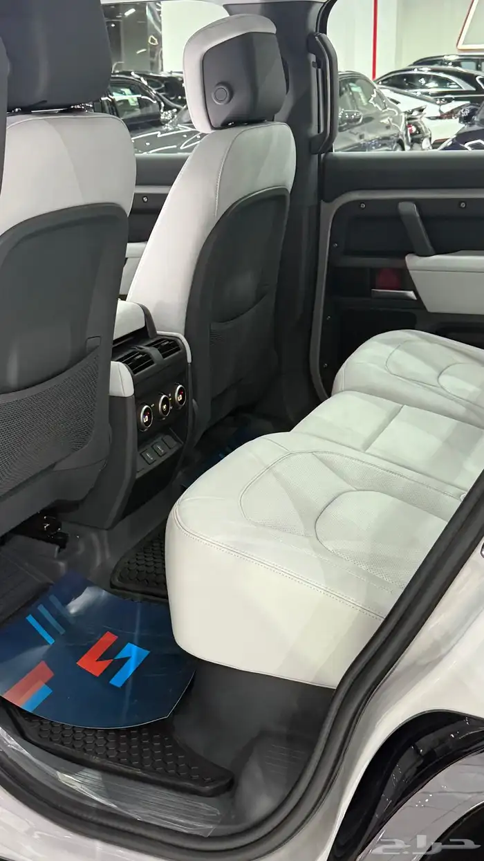 ديفندر SE موديل 2026 خليجي 8