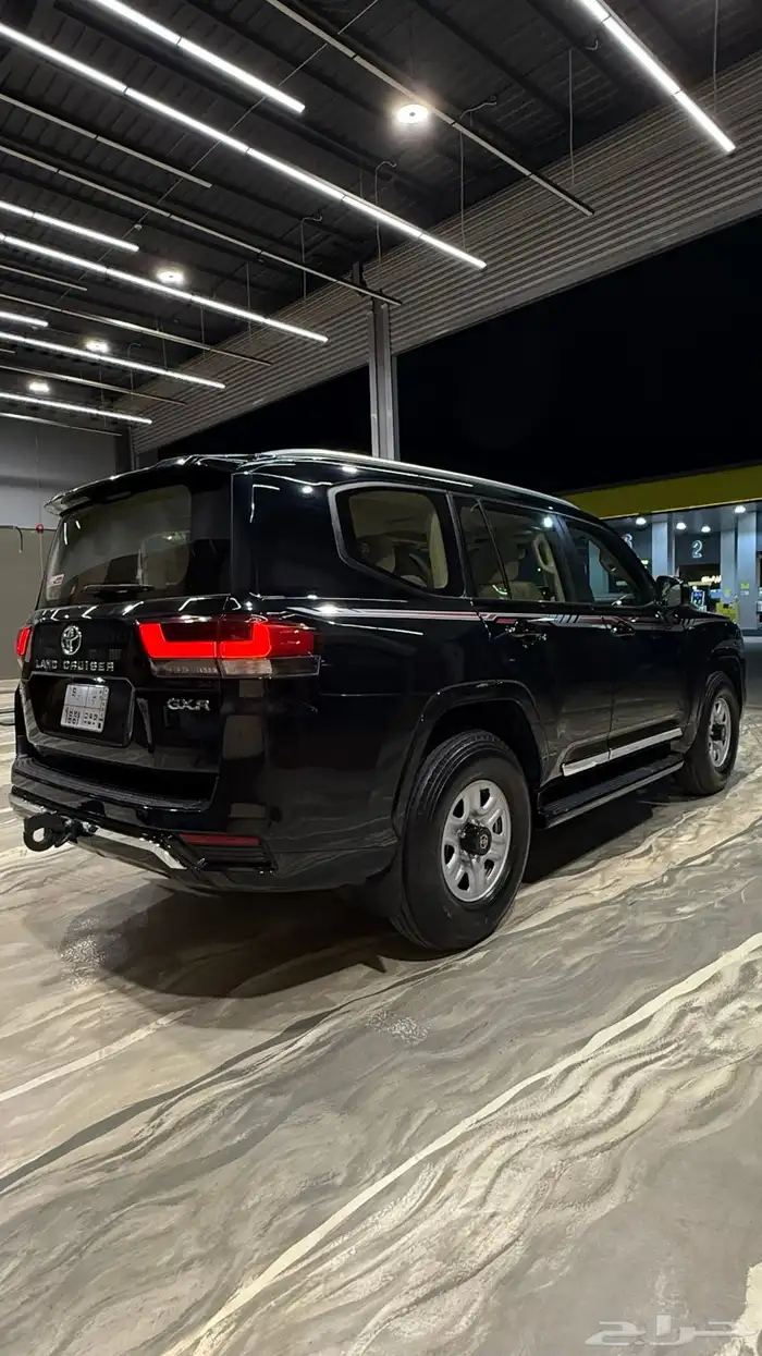 جكسار 2023 سعودي اسود 4