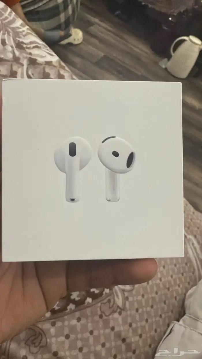 ابل ايربودز 4 سماعات أذن جديده 0