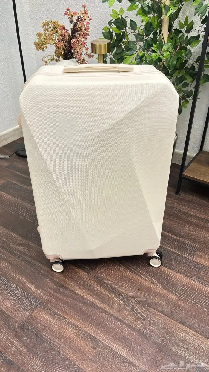 شنطة سفر كبير 0