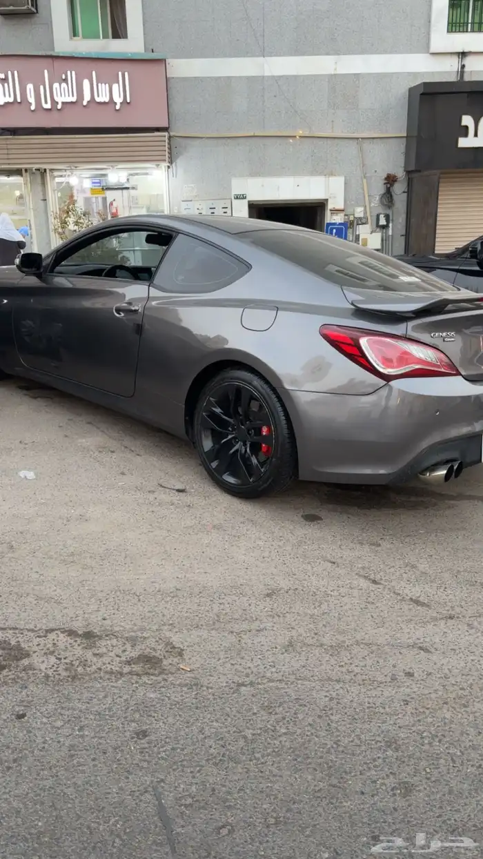 جينسس كوبيه 2013 فتحة سقف 14