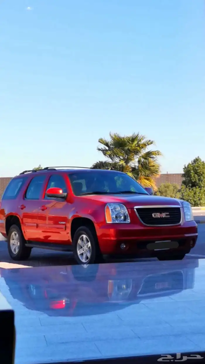 يوكن 2012 للبيع بحالة ممتازة شرط الفحص 1