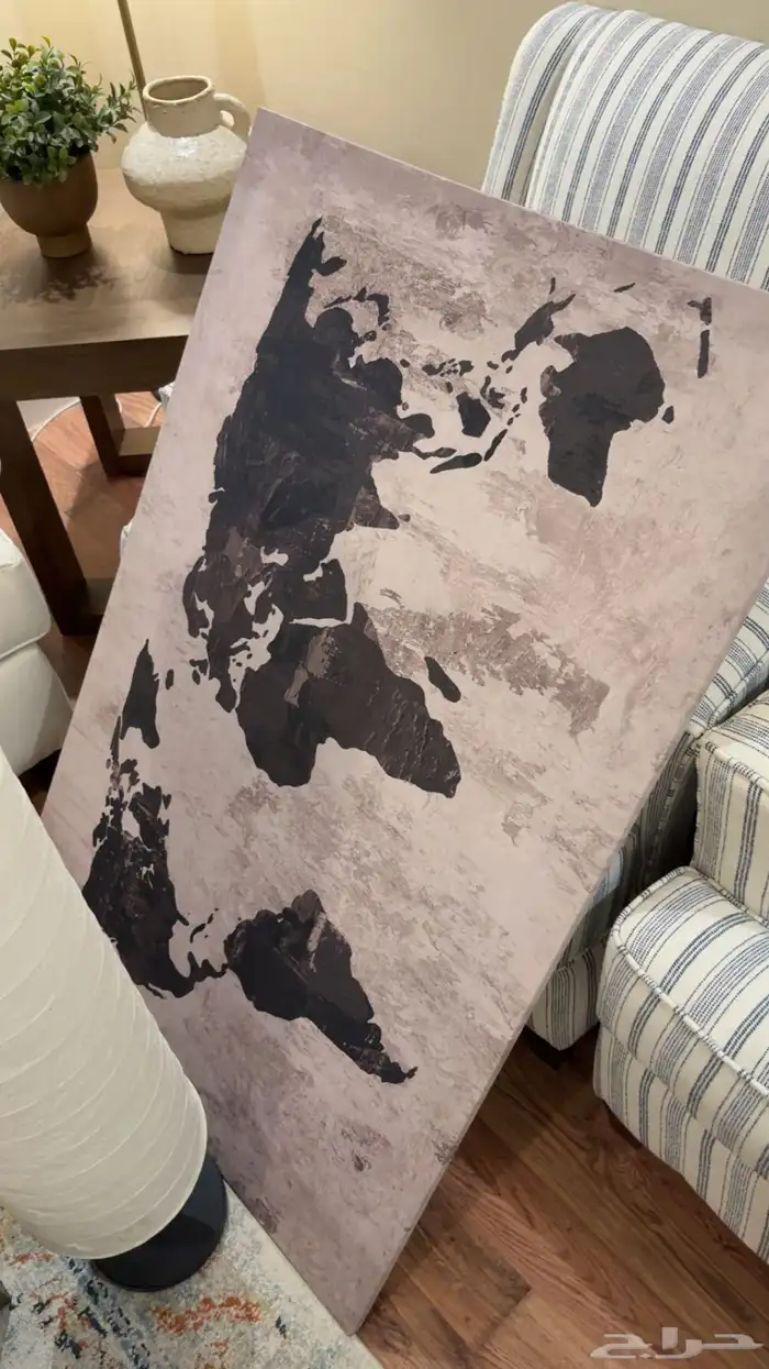 لوحة خريطة العالم - واضاءة من ايكيا 1