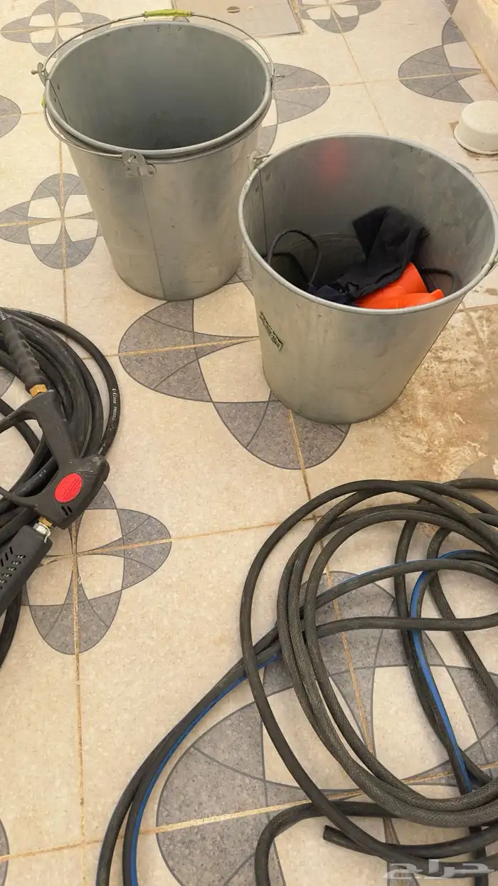 متوفر عدة مغاسل شبه جديده 5