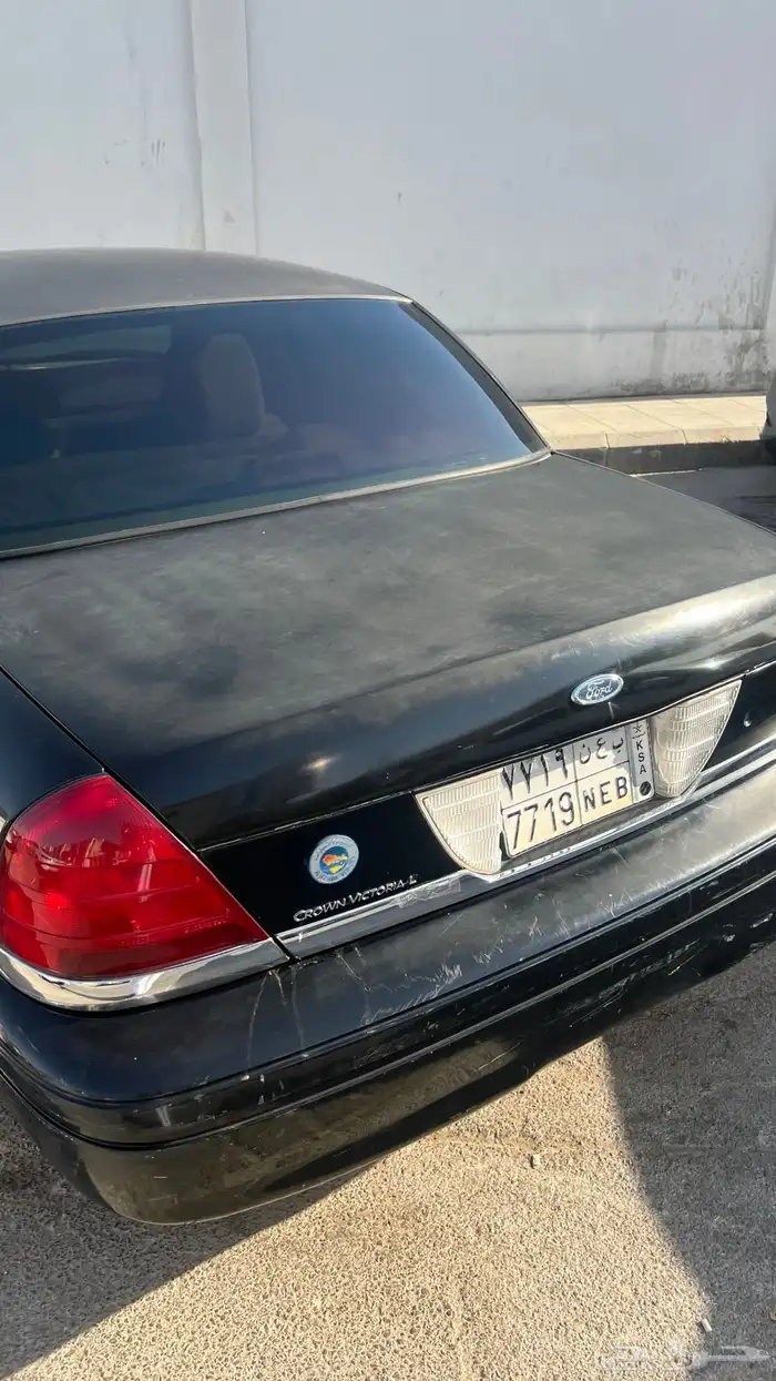 فورد كراون فكتوريا 1