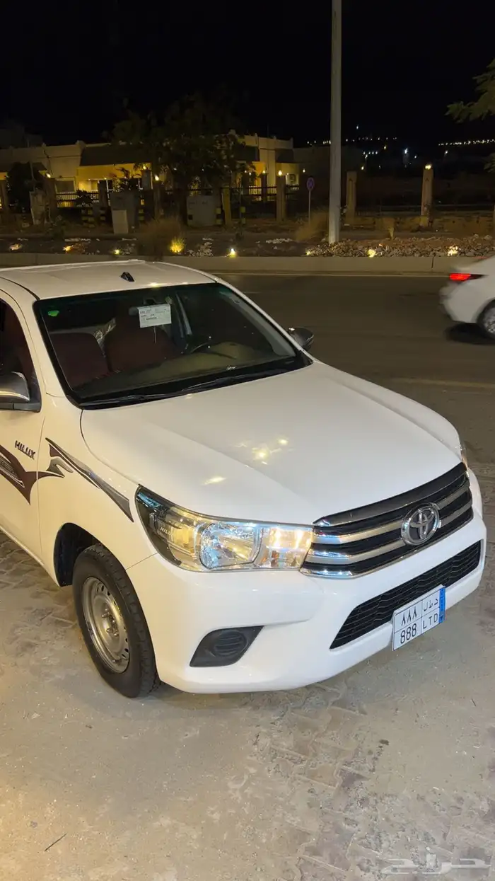 لوحة 888 - 888 نقل وهايلوكس 2018 1