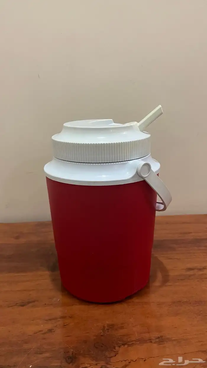 اواني قديمة عمرها اكثر من أربعين سنة للبيع القطعة 50 ريال 5