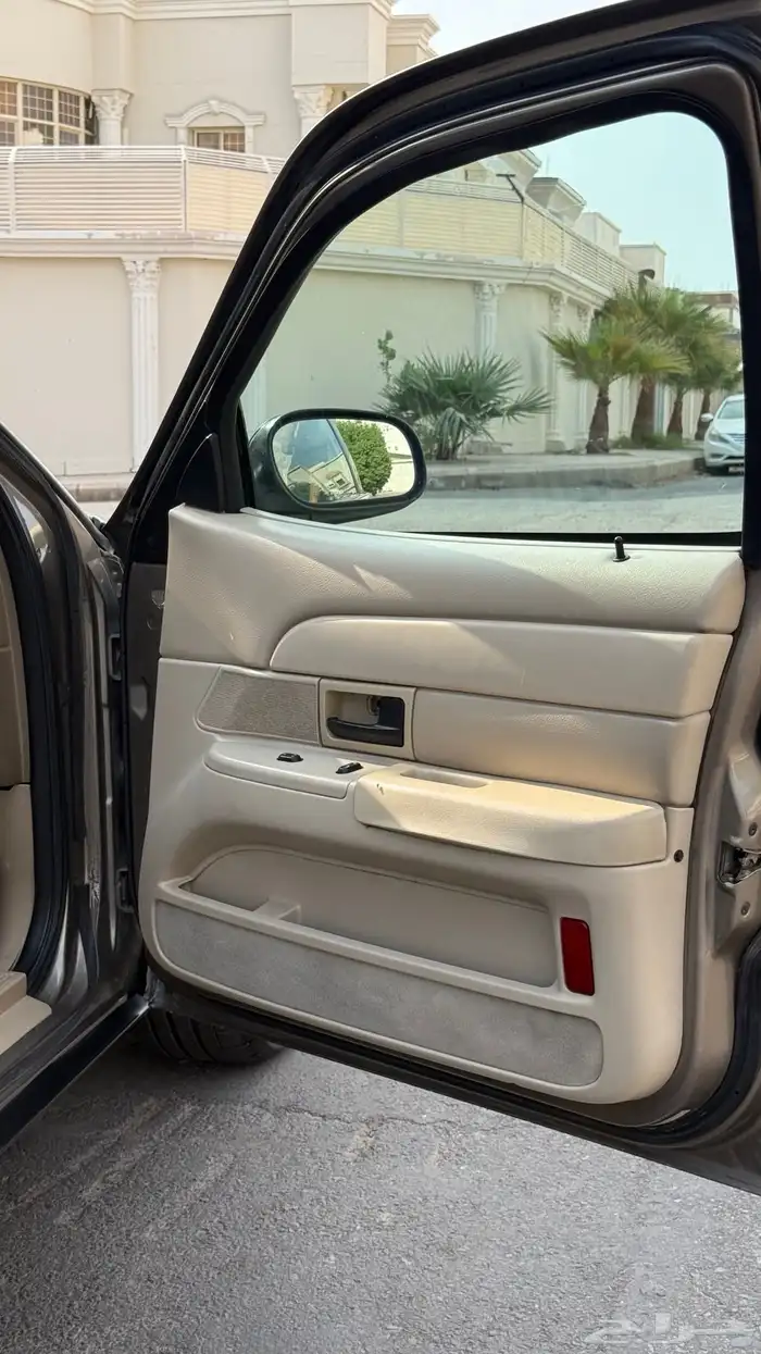 كراون فكتوريا 26