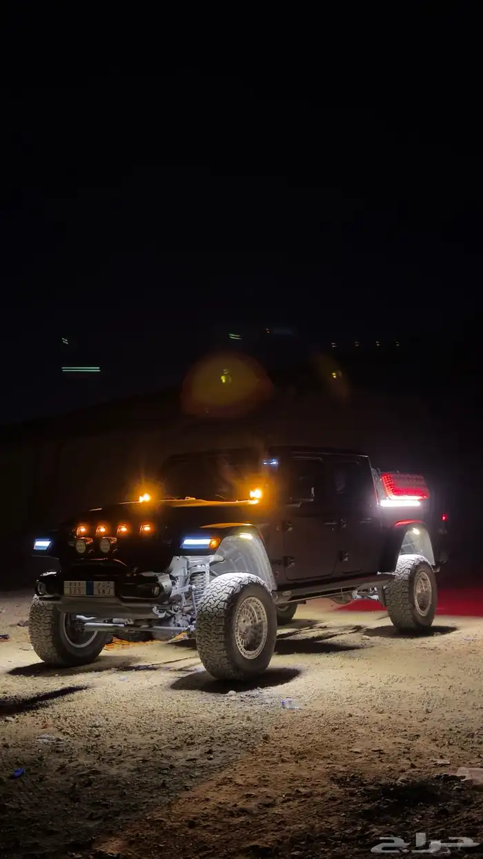 للبيع جيب قلادييتر موهافي 2021 15