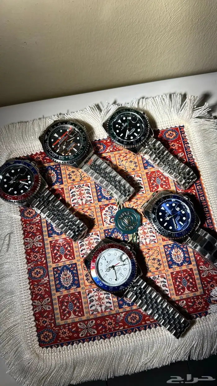 ساعات طبق الاصل 0