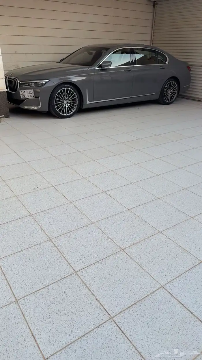 BMW730  2020 2