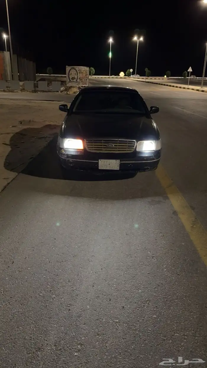 فورد موديل 2003 للبيع 4