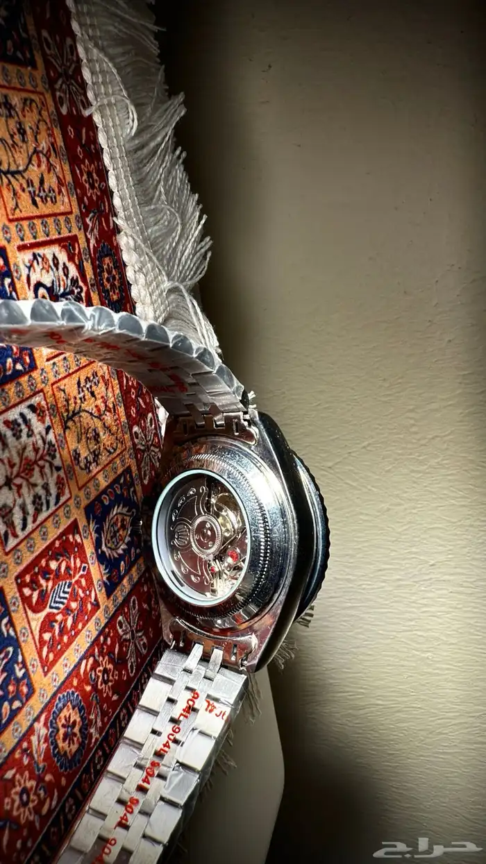 ساعات طبق الاصل 8