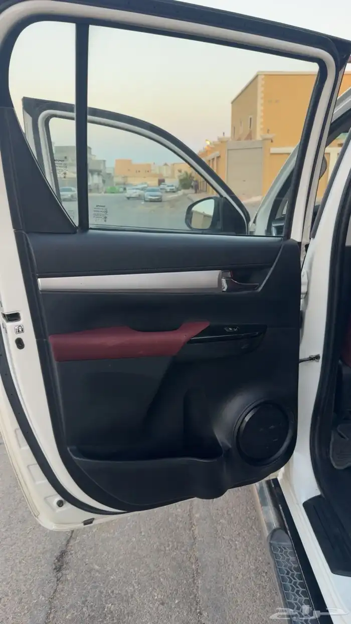 هايلوكس دبل بصمه فل كامل ممشى 220الف 10