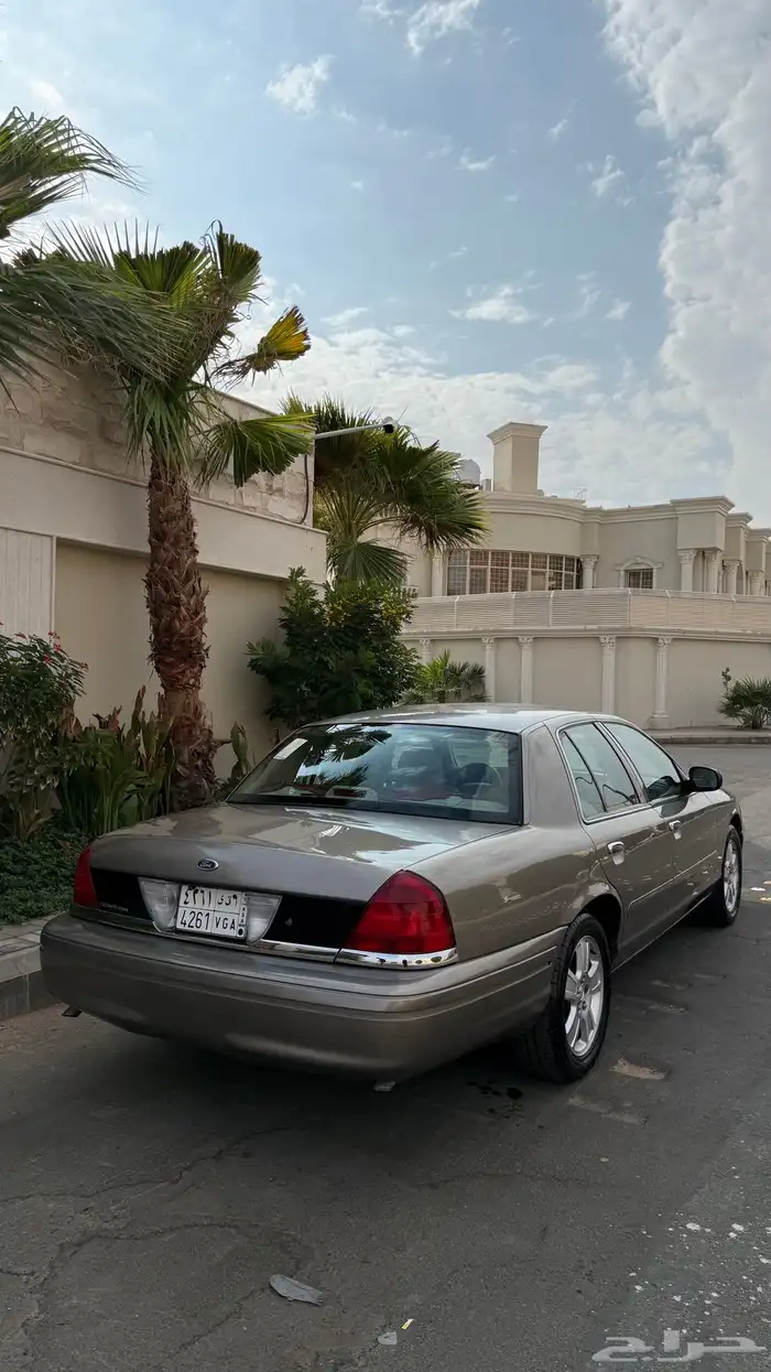 كراون فكتوريا 21