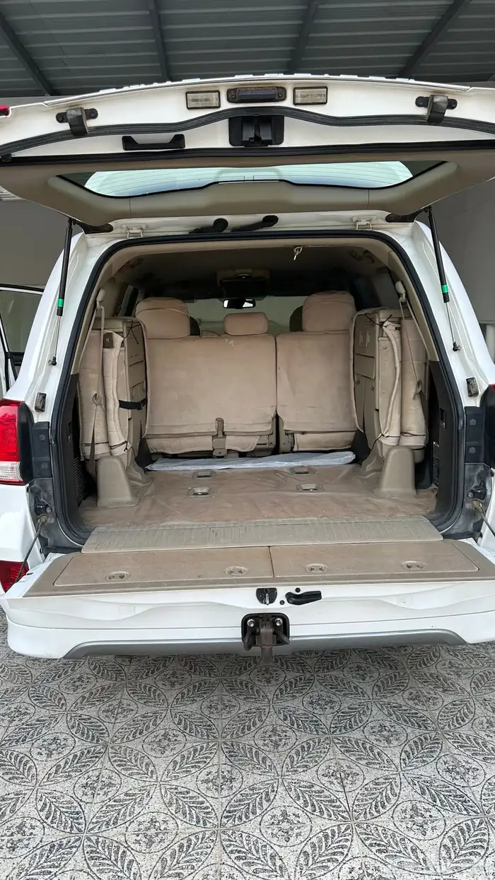 GX تويوتا لاند كروزر 8