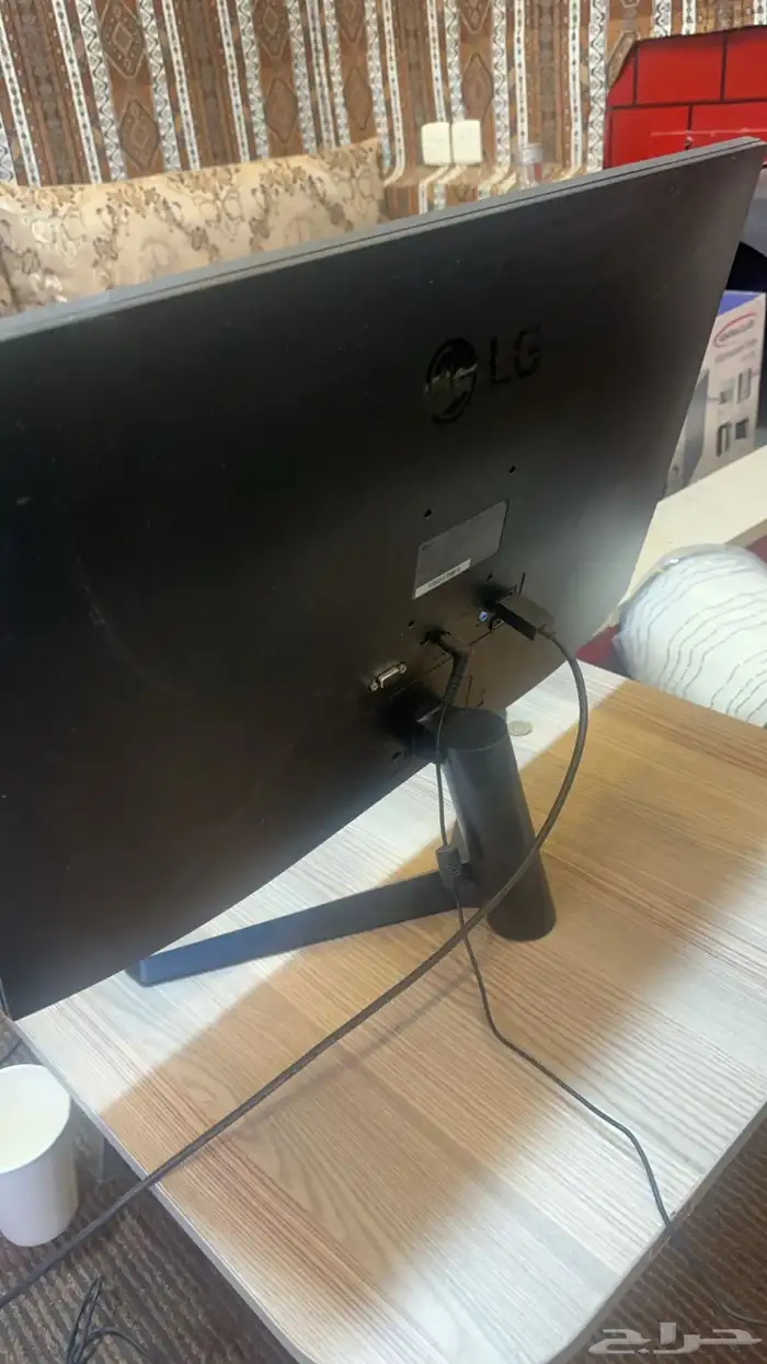 سوني 4 و شاشة LG 5