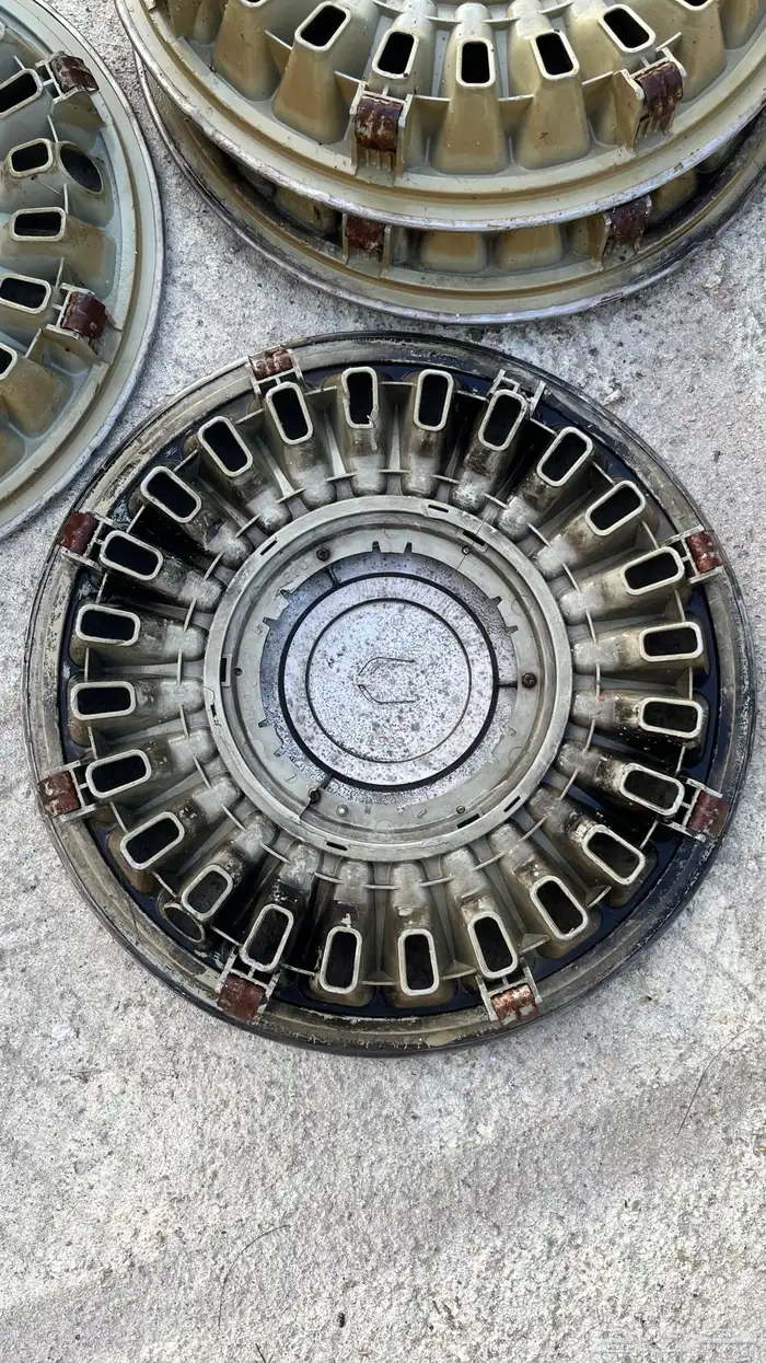 طيس كرسيدا وكاله 0