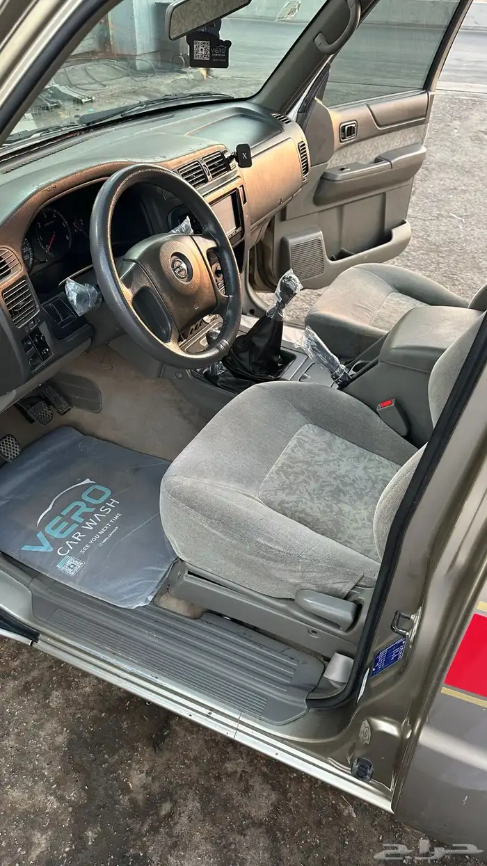 للبيع شاص نيسان 2012 ذهبي 6