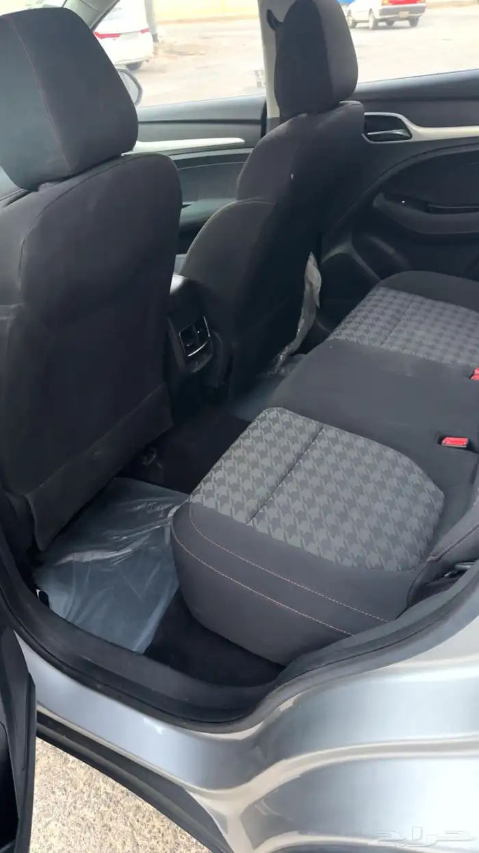 جيب ام جي 2022 زد اس 12