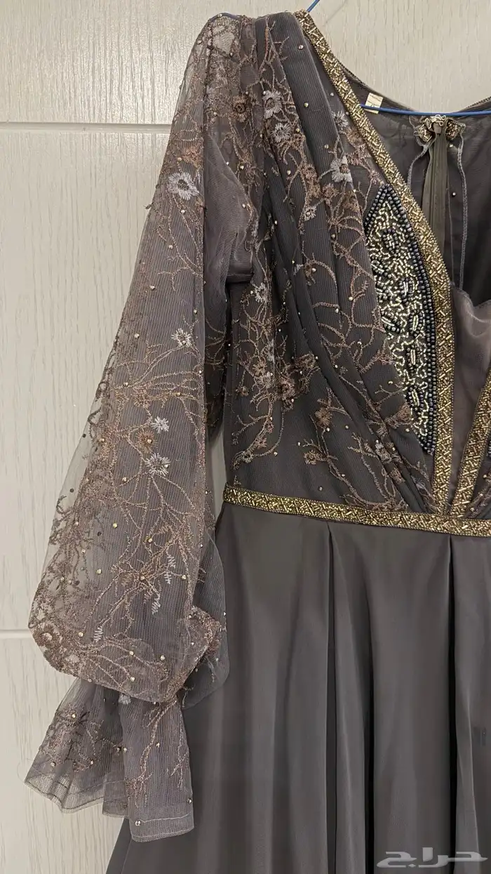 فستان للبيع 0