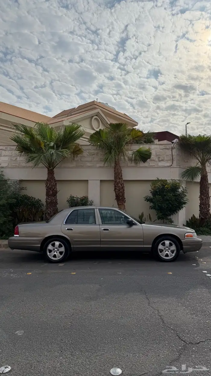 كراون فكتوريا 15