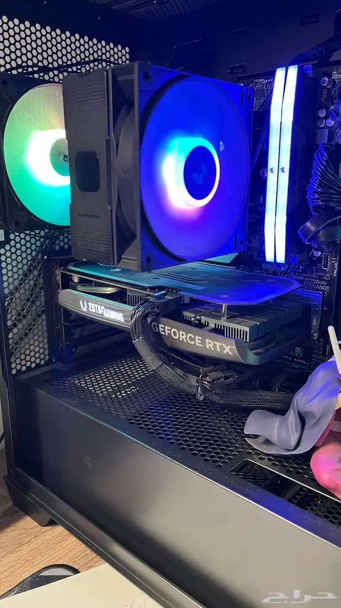 للبيع السريع  ZOTAC RTX 4060 8GB Twin Edg 3