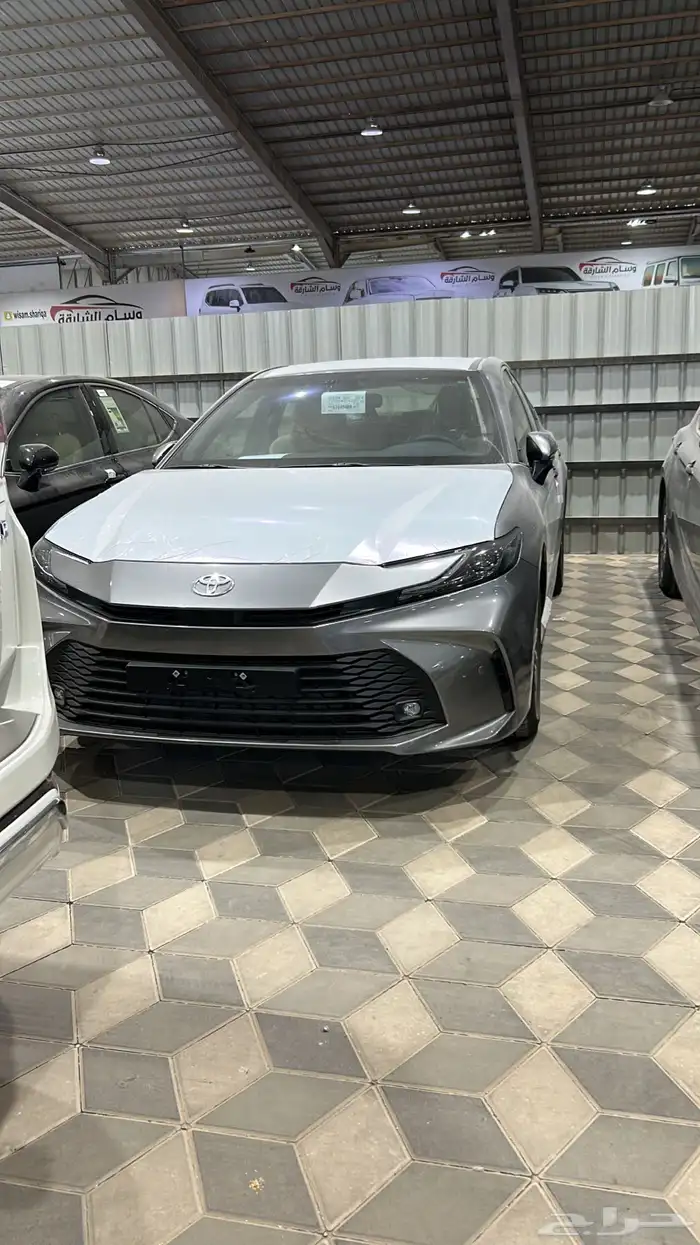 كامري 2025 E استاندر سعودي ابيض اسود تيتانيوم كحلي 27